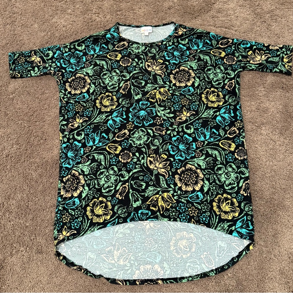 LuLaRoe Black and Green Short Sleeve Tee with Floral Pattern